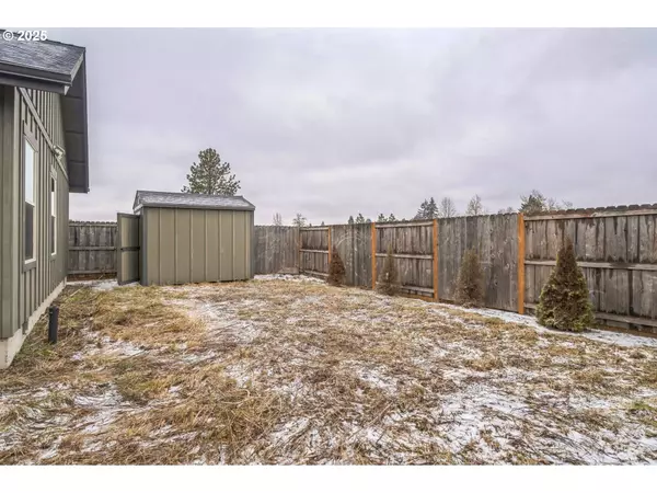 1971 S 12TH ST, Lebanon, OR 97355