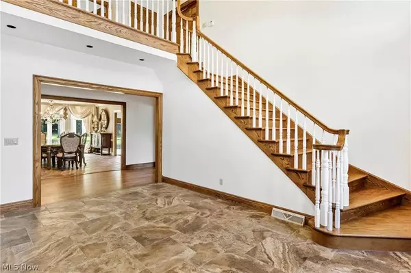 3420 Candywood DR, Poland, OH 44514