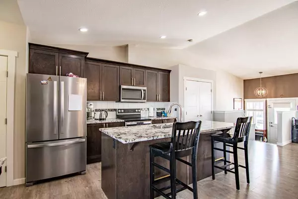 366 Spruce ST, Rural Red Deer County, AB T4S0P1