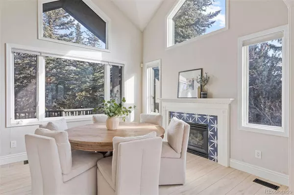 31699 Southern Hills PL, Evergreen, CO 80439