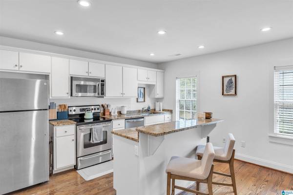 2705 S 11TH AVENUE #202, Birmingham, AL 35205