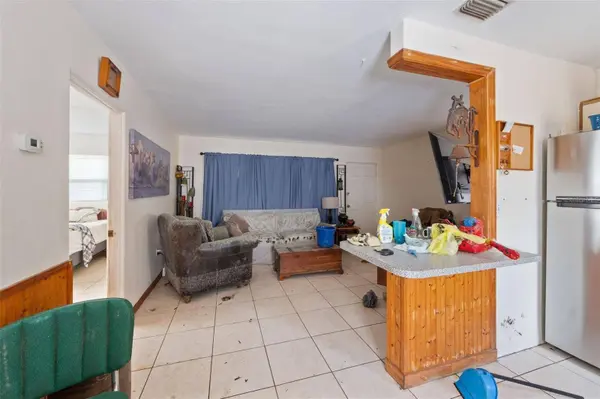 747 SUNSET DR, Tarpon Springs, FL 34689