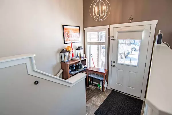 366 Spruce ST, Rural Red Deer County, AB T4S0P1