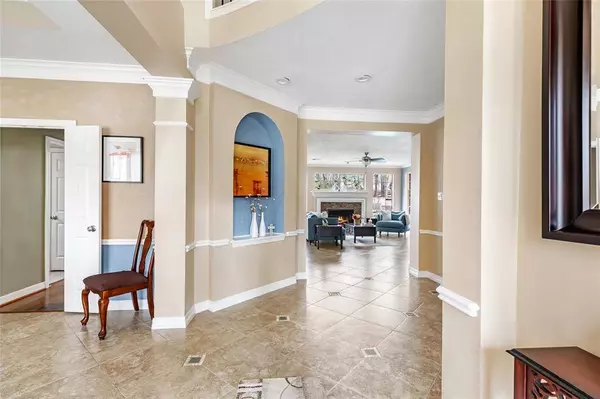 1906 Sweetstem DR, Kingwood, TX 77345