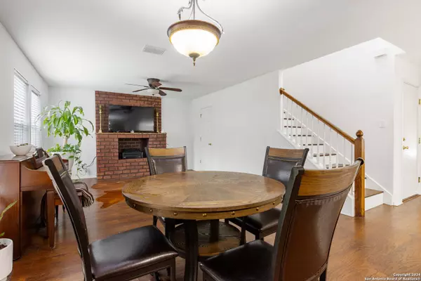 8908 Roaring Spring, Universal City, TX 78148