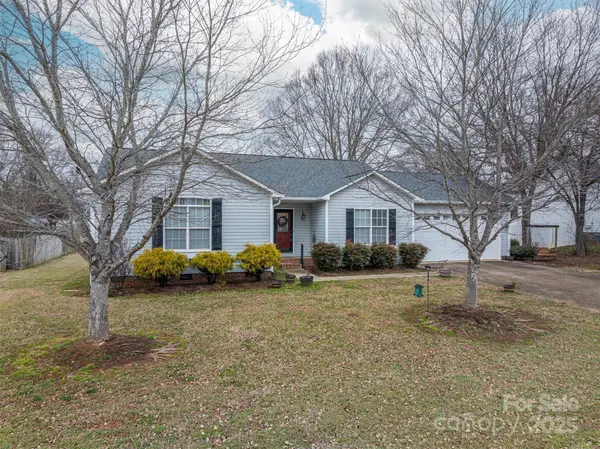 3248 St Vincent DR, Claremont, NC 28610