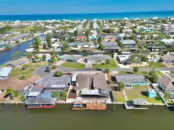 155 AVALON AVE, Flagler Beach, FL 32136