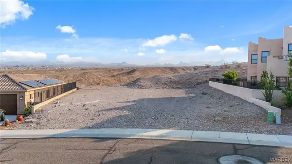 2930 Lakeview DR, Bullhead City, AZ 86429