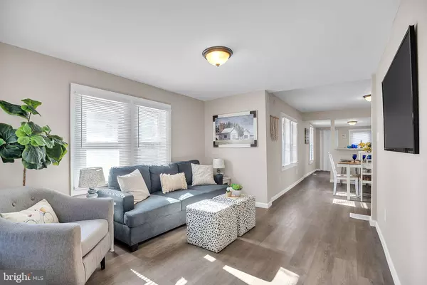 130 YALE AVE, Gloucester City, NJ 08030