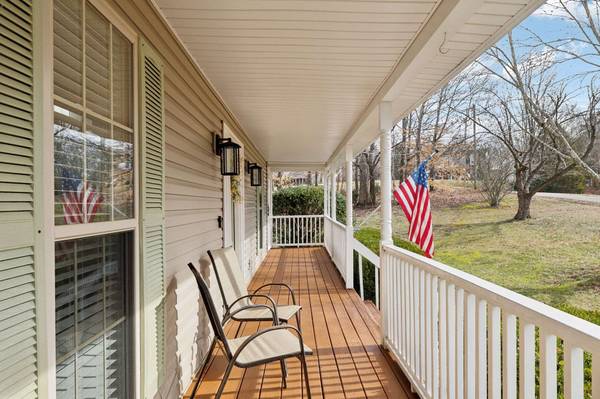 1326 Loann Ave, Kingston Springs, TN 37082