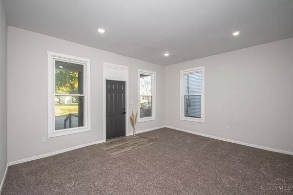 217 Deem St, Eaton, OH 45320