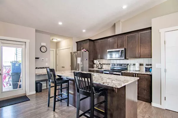 366 Spruce ST, Rural Red Deer County, AB T4S0P1