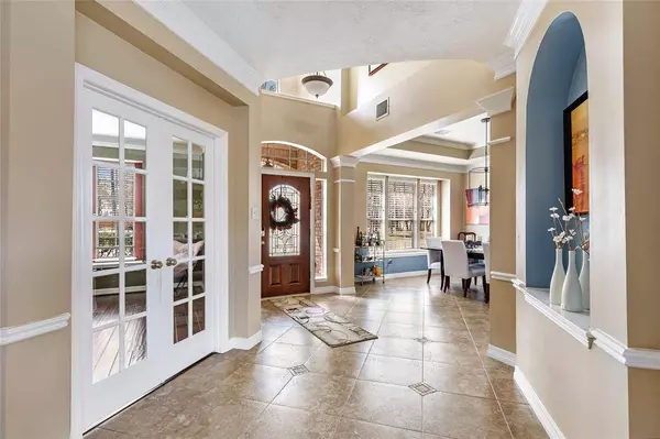 1906 Sweetstem DR, Kingwood, TX 77345