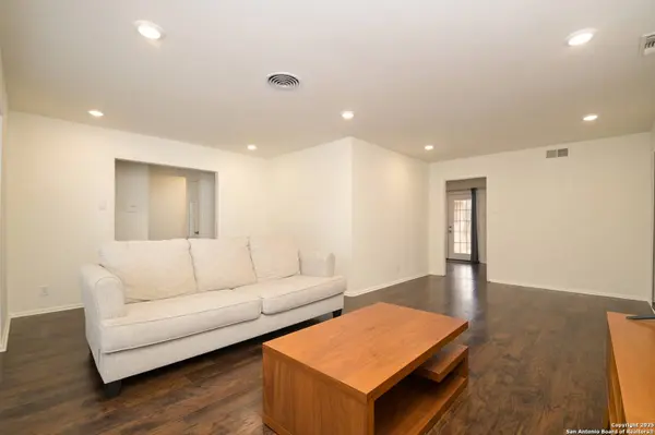 3709 SKYRIDGE AVE, San Antonio, TX 78210-5750