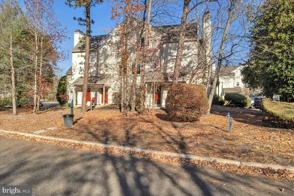 362 WOODLAKE DR, Marlton, NJ 08053