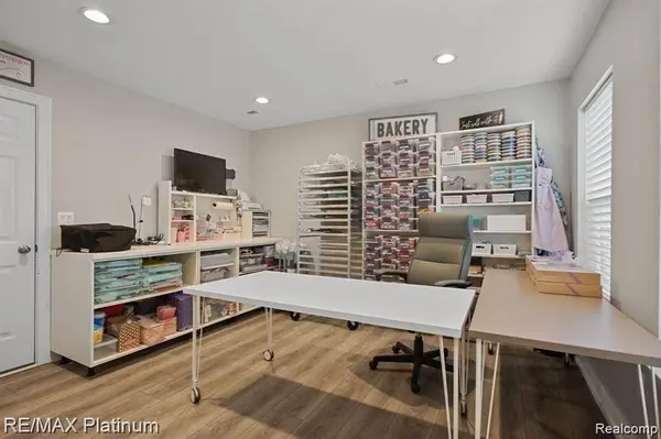 196 KATIE Lane, Brighton, MI 48116