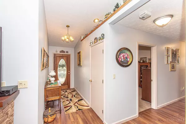 70 Long Dr, Eaton, OH 45320