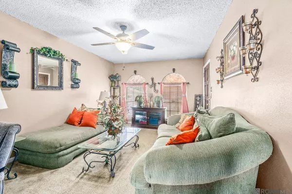 2148 Oak Knoll Dr, Baton Rouge, LA 70815