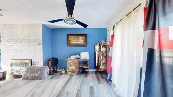 2660 Summer Meadows Drive, Perry, IA 50220