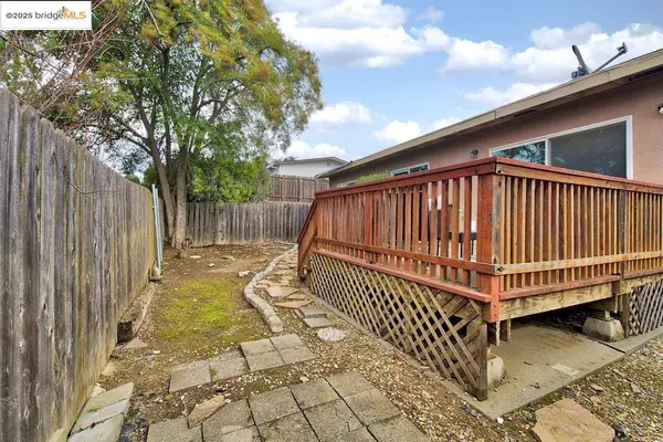 351 Los Cerritos Dr, Vallejo, CA 94589