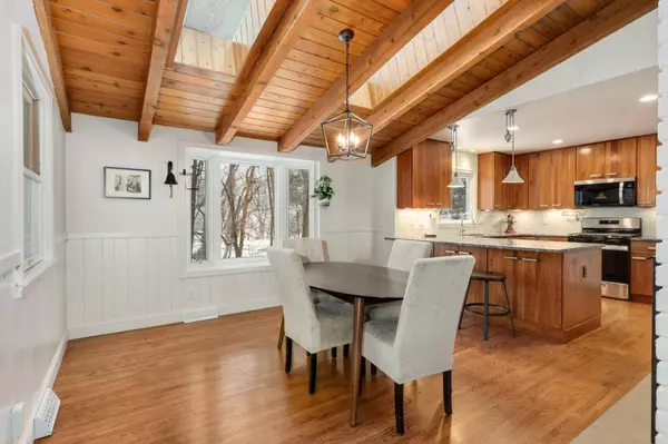 5505 Beard CT, Edina, MN 55410