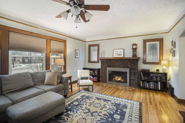 521 Burton SE Street, Grand Rapids, MI 49507