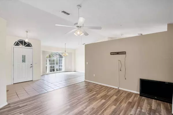 2700 COLONADE LN, North Port, FL 34286