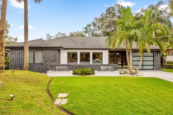 724 LAKE DAVIS DR, Orlando, FL 32806