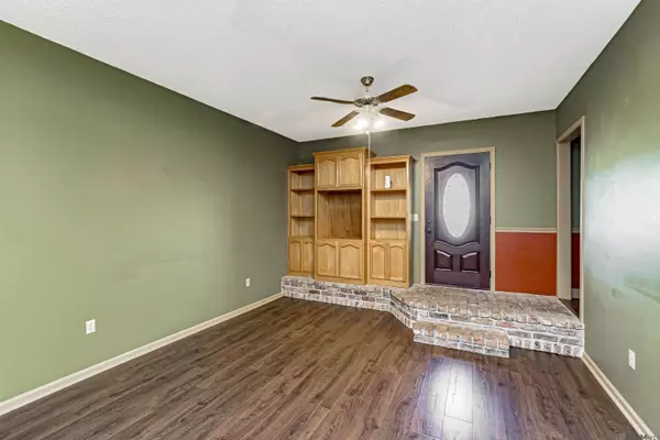 57841 Orange Dr, Plaquemine, LA 70764