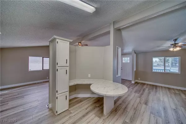 120 W Blosser Ranch Road, Pahrump, NV 89060