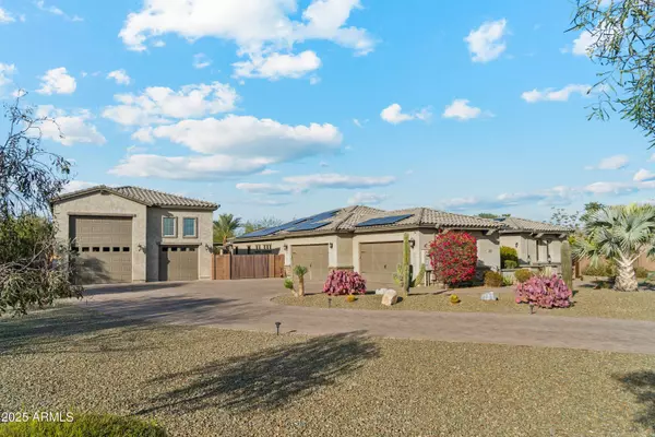 7662 W Artemisa Avenue, Peoria, AZ 85383