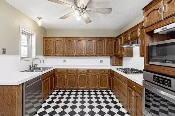 57841 Orange Dr, Plaquemine, LA 70764