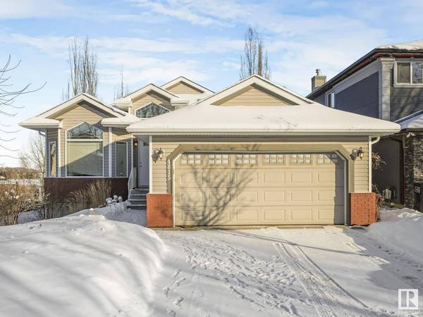 4815 201 ST NW, Edmonton, AB T6M 2X7