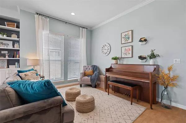 10987 PIPING ROCK CIR, Orlando, FL 32817