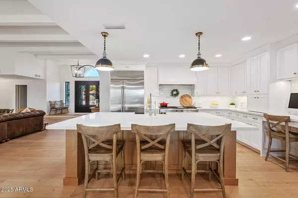 8336 E CALLE DE ALEGRIA --, Scottsdale, AZ 85255