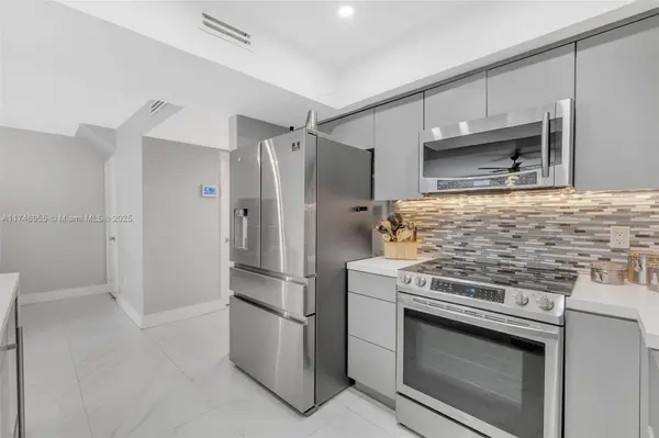 6825 W 2nd Ln, Hialeah, FL 33014