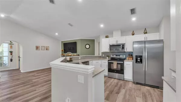 3328 IMPERIAL LN, Lakeland, FL 33812