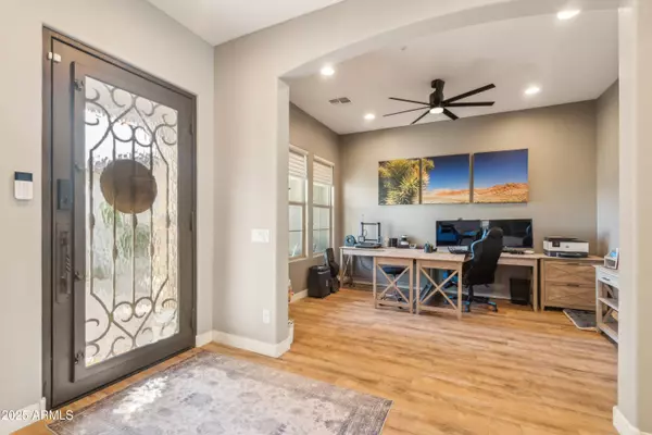 7662 W Artemisa Avenue, Peoria, AZ 85383