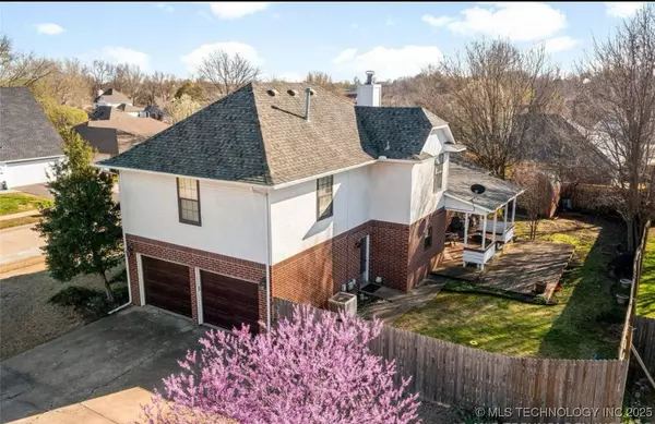 2612 Highwood DR, Claremore, OK 74017