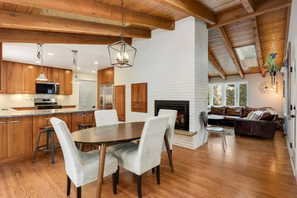 5505 Beard CT, Edina, MN 55410