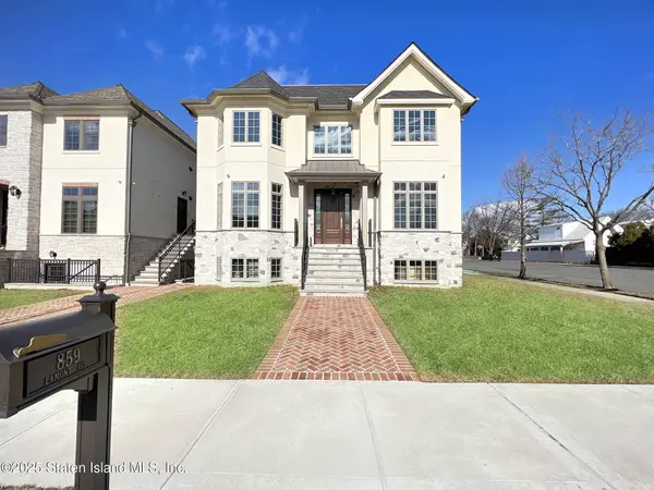 859 Lamont AVE, Staten Island, NY 10309