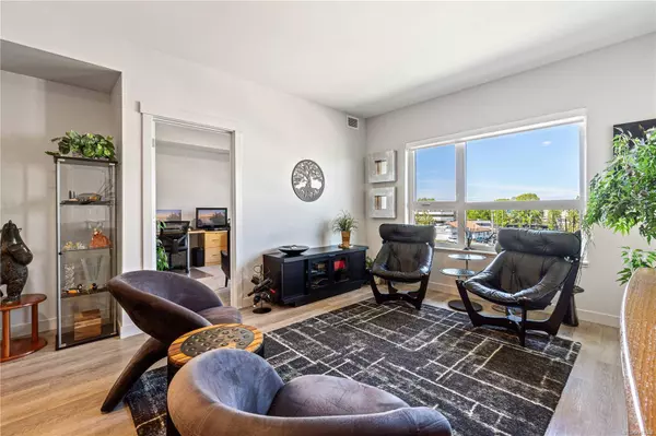 140 Jensen Ave #311, Parksville, BC V9P 0H7