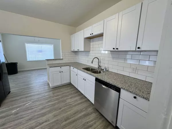 300 Twenty-Fourth ST, Alamogordo, NM 88310