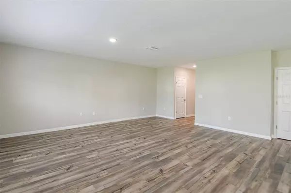 1340 DERRY AVE, Haines City, FL 33844