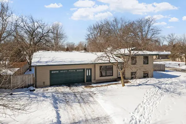 289 117th LN NE, Blaine, MN 55434