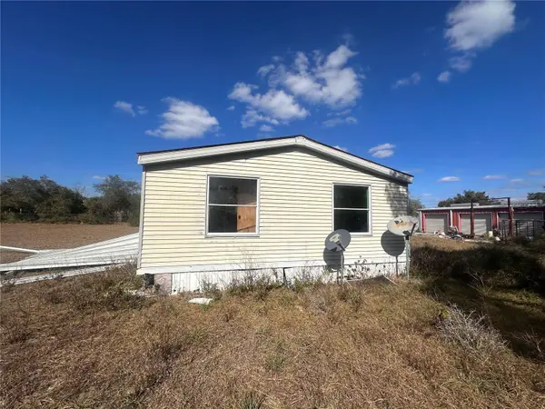 39712 E CEMETERY RD, Umatilla, FL 32784