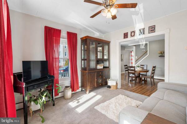 13 S 7TH ST, Emmaus, PA 18049