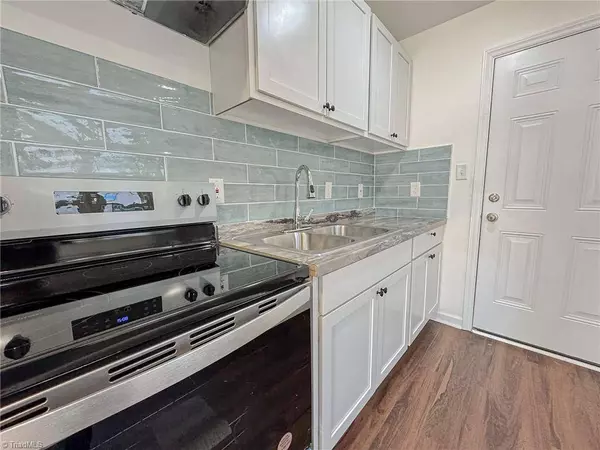 216 W Terrell ST, Greensboro, NC 27406