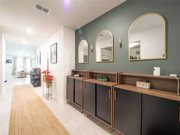 1217 MICHELANGELO LN, Winter Haven, FL 33884