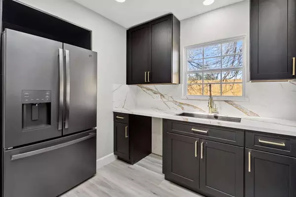 2347 Stillwood DR, Houston, TX 77080